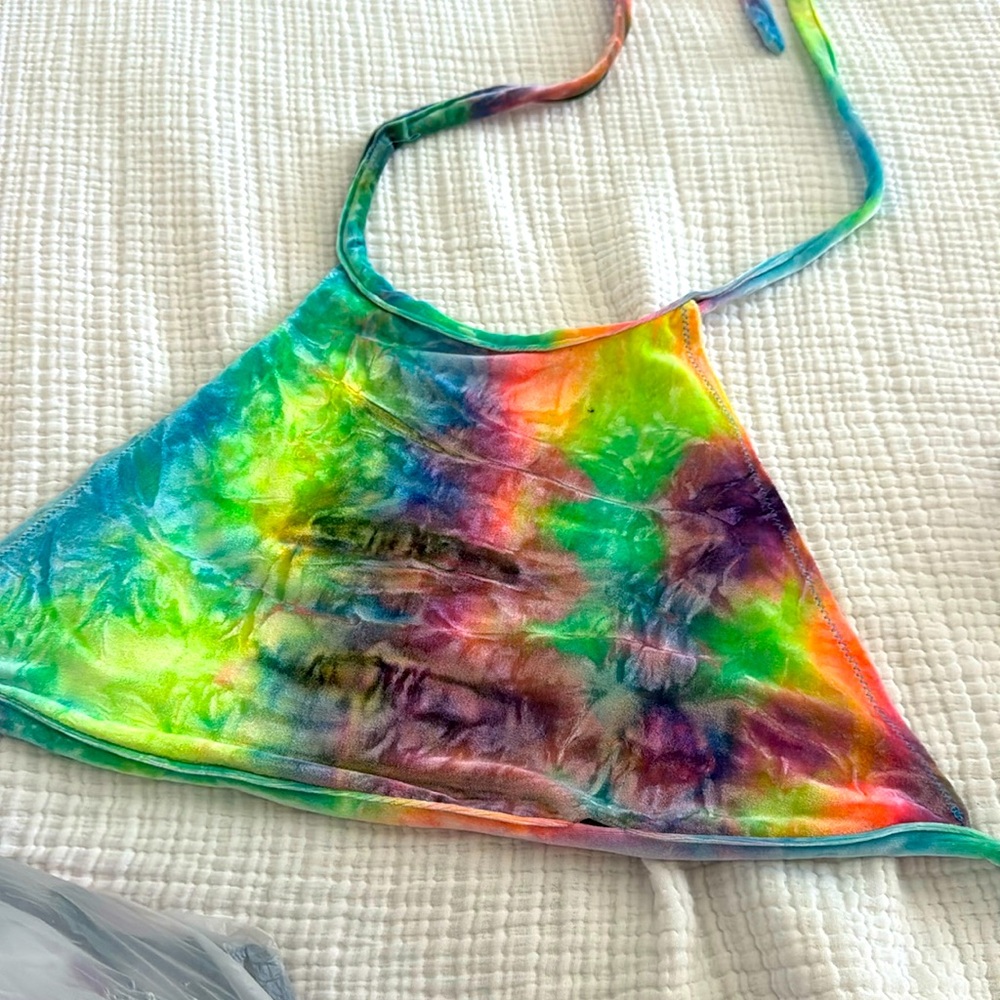 Velvet colorful crop top, ideal for festivals